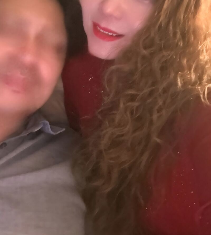 妹子周末一袭红裙来约我，我瞬间就破了防。-福利多多